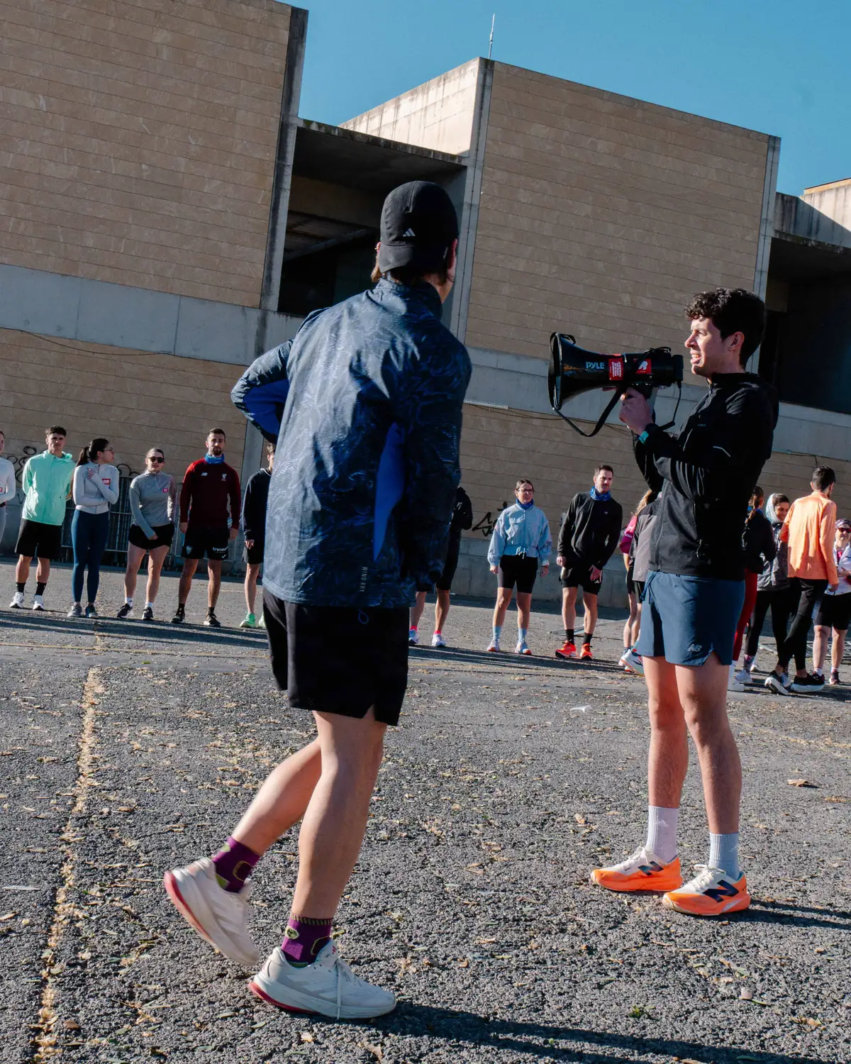 Beneficios de correr en grupo (y cómo empezar sin vergüenza)